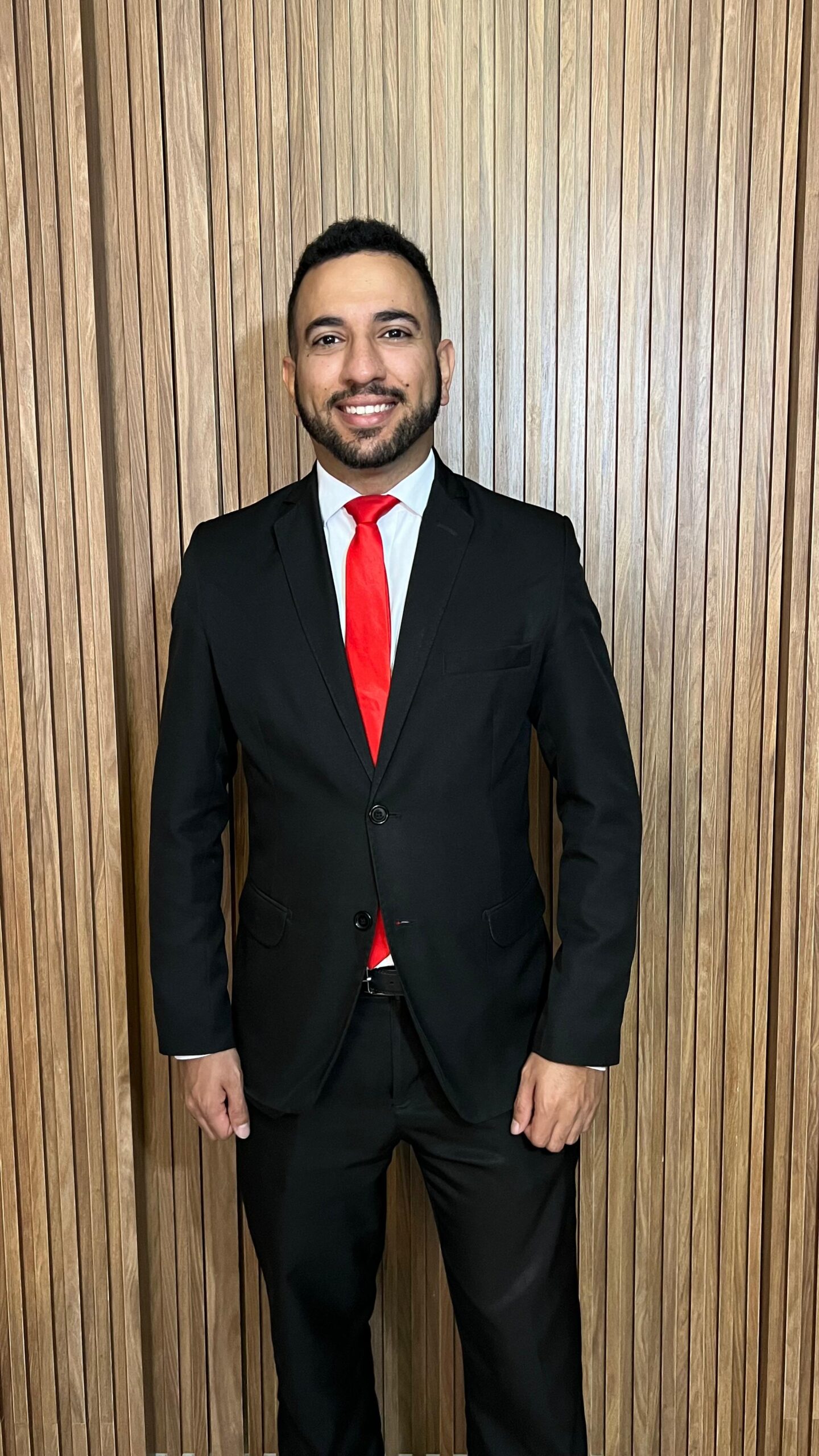 Clovis Henrique Dias JúniorAdvogado